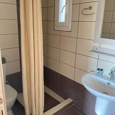 Kohili Kolibithra In Tinos