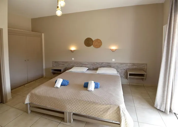 Kohili Kolibithra In Tinos